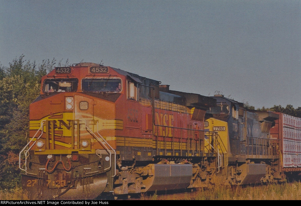 BNSF 4532 East